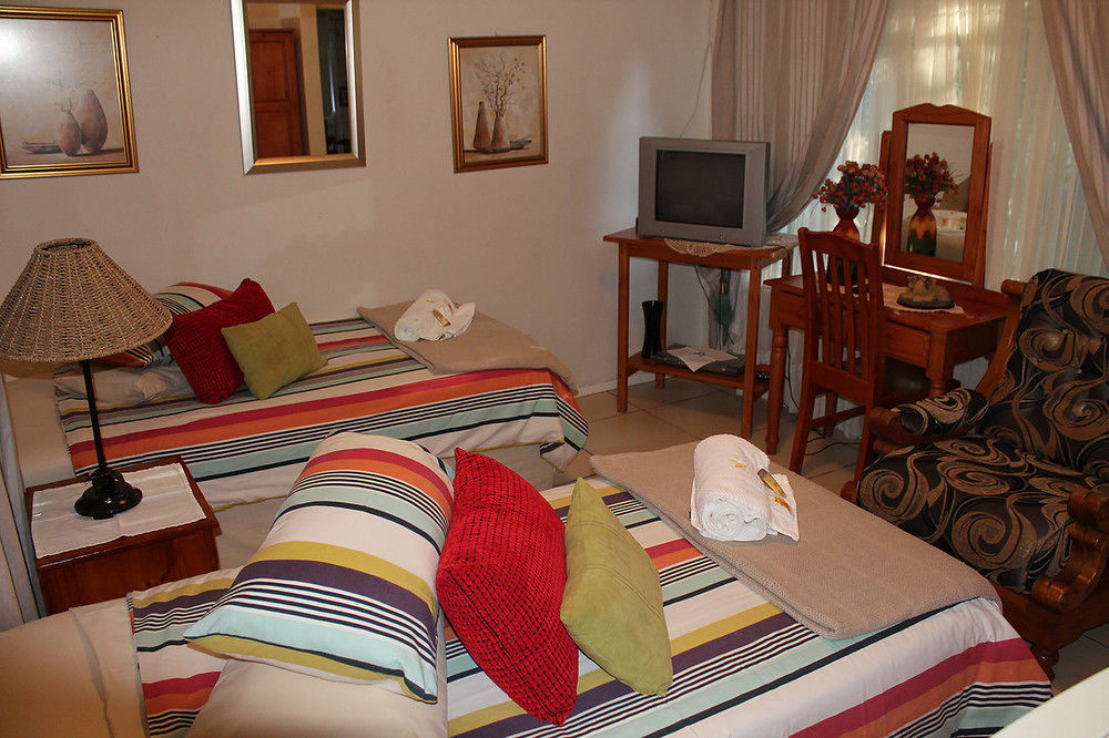 Harmony Guesthouse Mbombela ภายนอก รูปภาพ