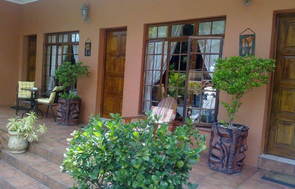 Harmony Guesthouse Mbombela ภายนอก รูปภาพ